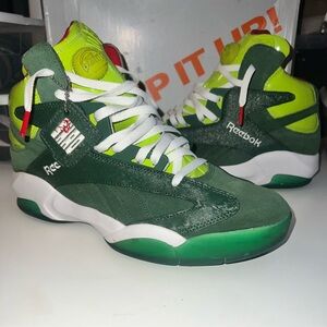 Reebok “Shaq Attak” sneakers 🎅🏾